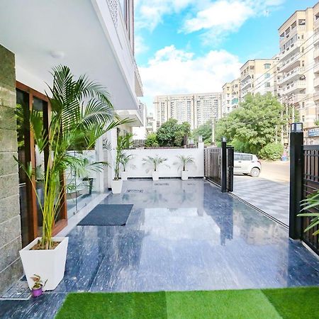 Fabhotel Golf Inn Golf Course Road Gurgaon Bagian luar foto