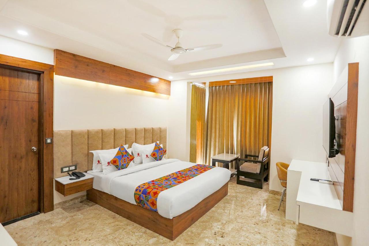 Fabhotel Golf Inn Golf Course Road Gurgaon Bagian luar foto