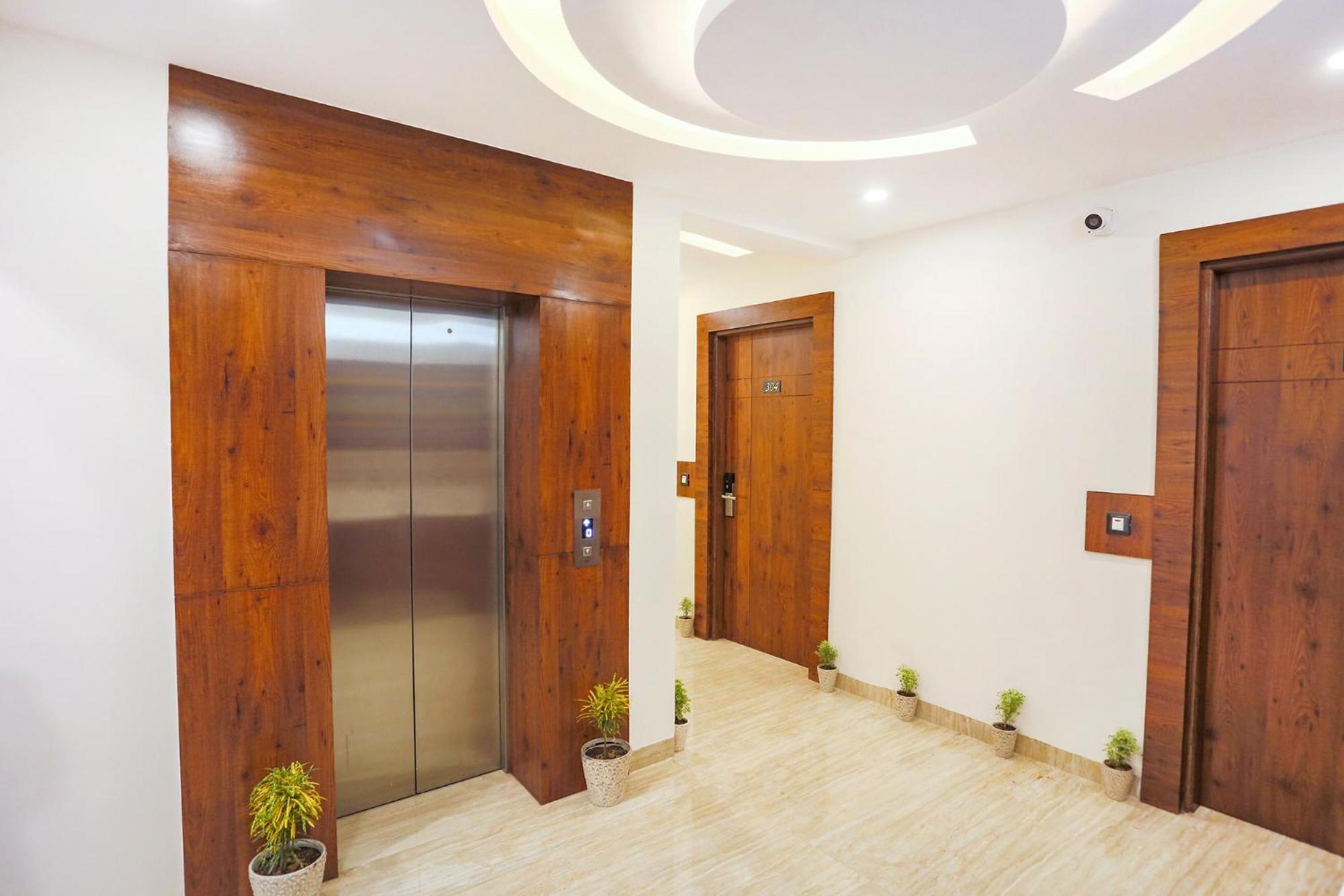 Fabhotel Golf Inn Golf Course Road Gurgaon Bagian luar foto