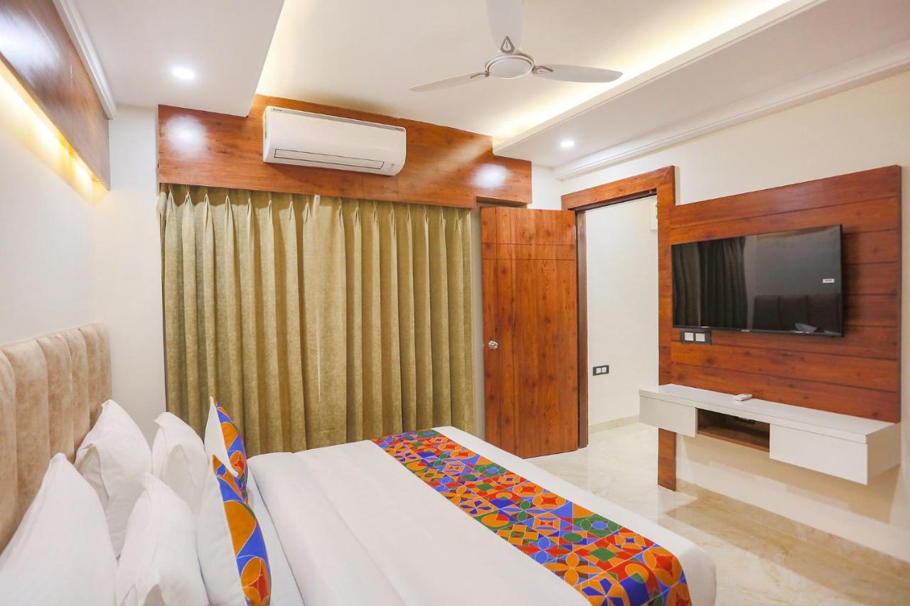 Fabhotel Golf Inn Golf Course Road Gurgaon Bagian luar foto